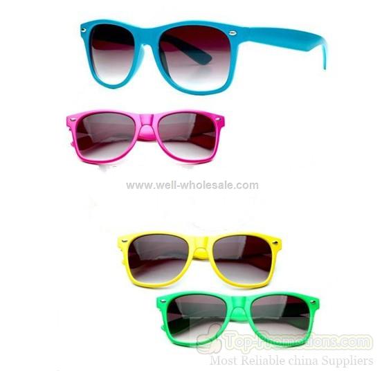 New fashion colourful sunglasses