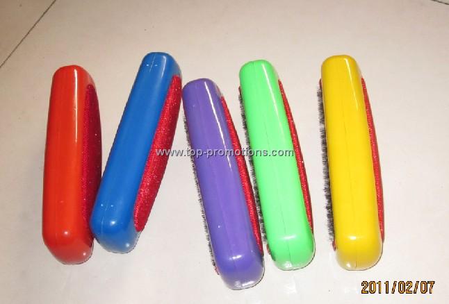 Clothes brush Clothes brush