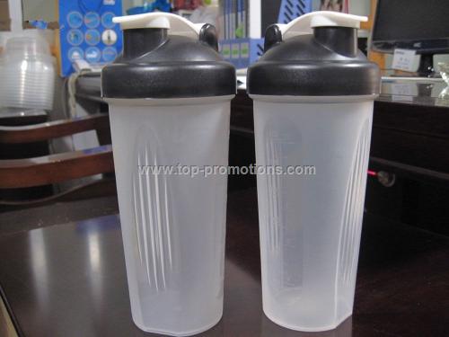 Protein shaker bottles