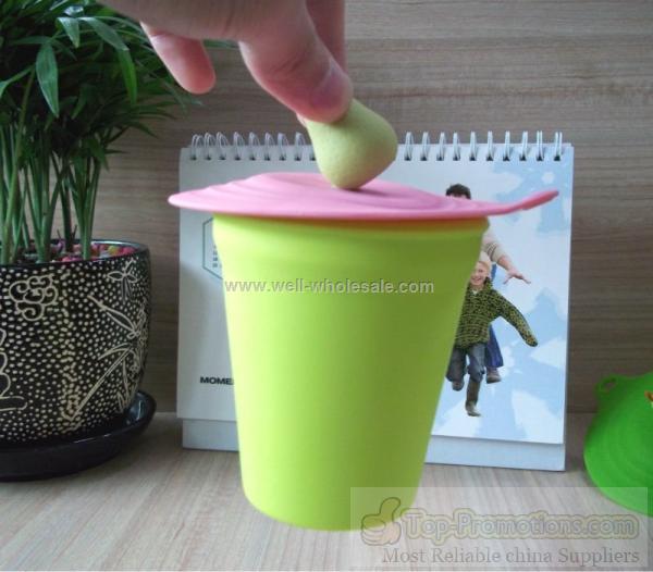 2012 attractive shape silicone lid for cup