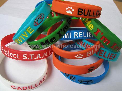 2013 Hot sale 100% silicone bracelets