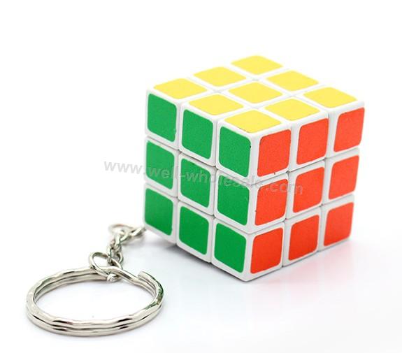 puzzle cube keychain