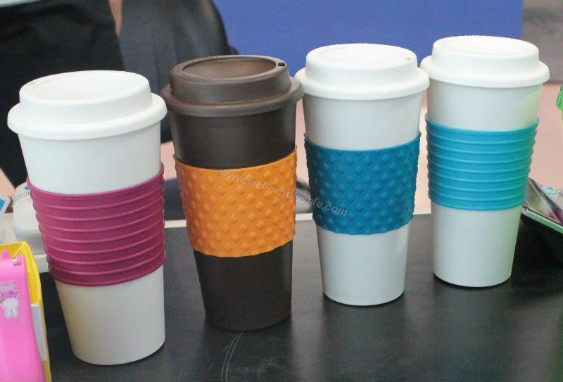 16 Oz Plastic Insulated Coffee Mug With sleeve