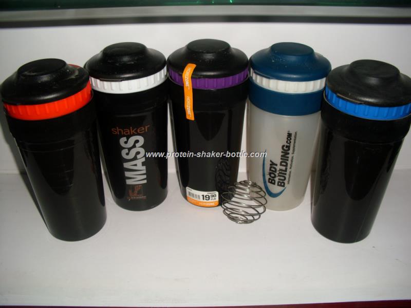 16oz/500ml plastic protein shaker bottle with lid