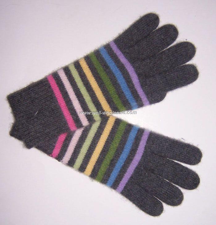 Cashmere colored stripped gloves