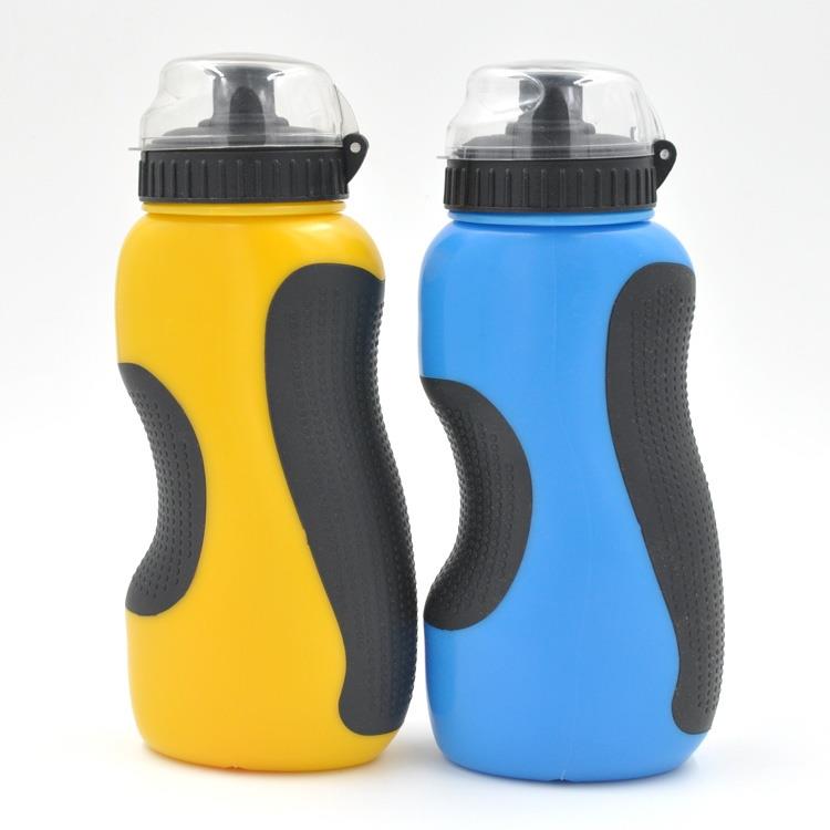 PE sport drink bottles with grip 500ml with dust proof