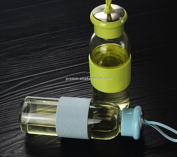 glass water bottle with silicone