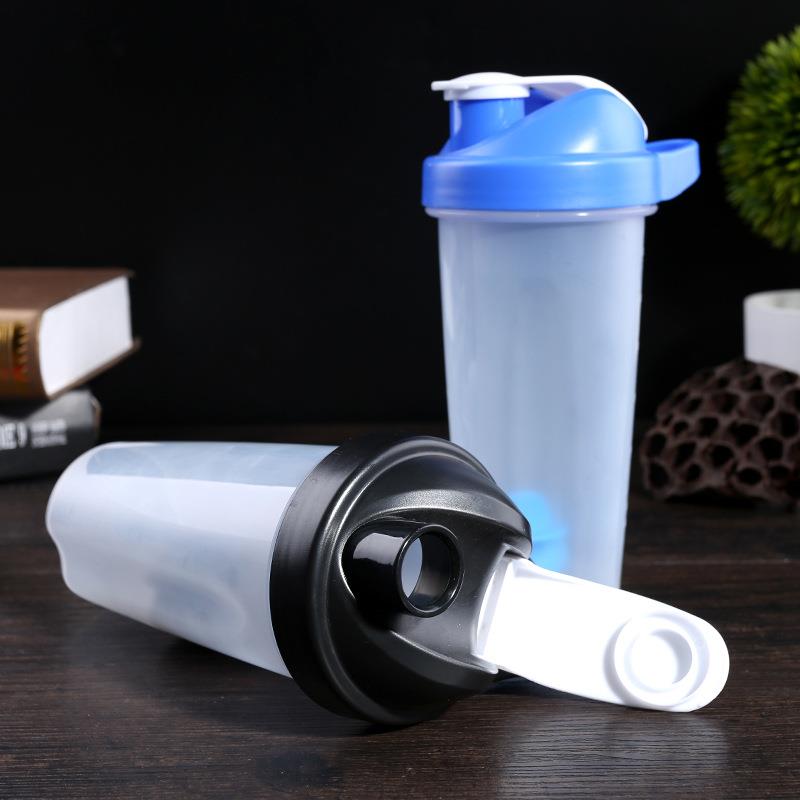 Propeller Shaker Bottle - Shaker include a Blender Ball