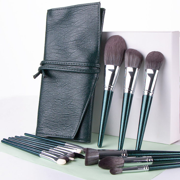 14 Pcs Green Wooden Handle Private Label Custom Logo Make Up Brush Kit Soft Synthetic Portable Makeup Brushes Set With PU Bag